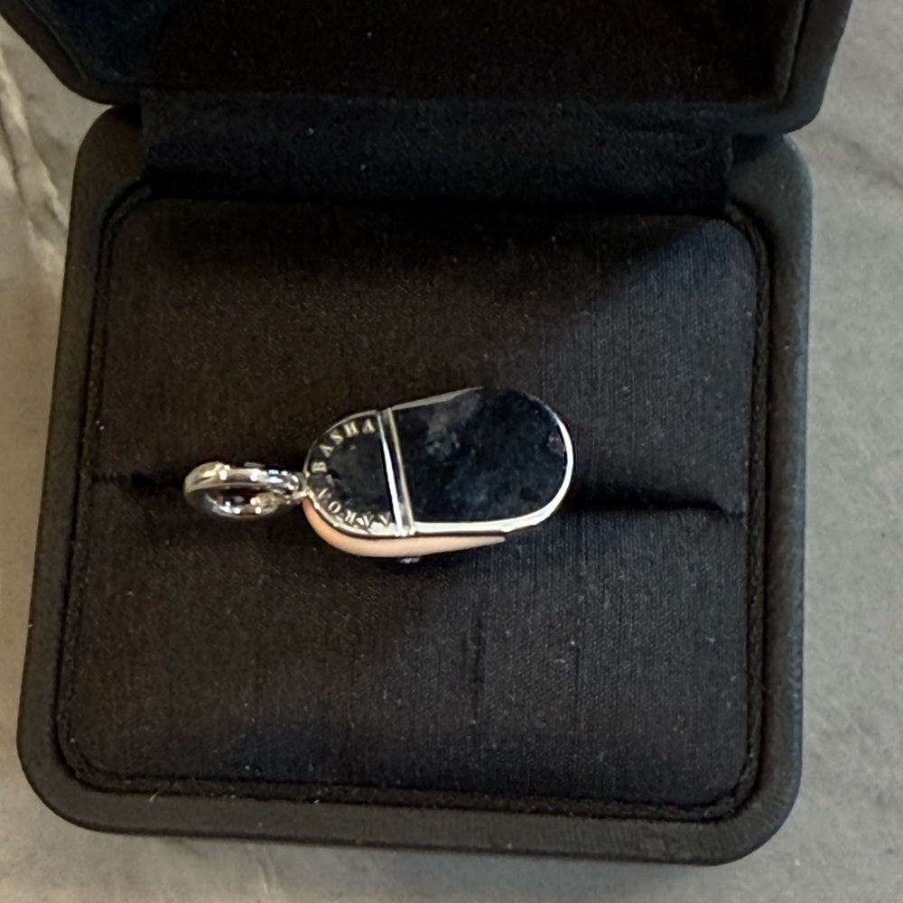 NEW Aaron Basha Mary Jane white gold and pave diamond baby shoe charm pendant - Picture 4 of 4